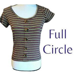 Full Circle top Striped Juniors Size medium